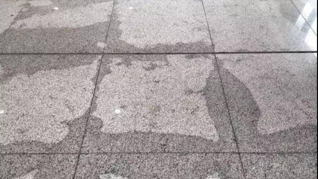 石大夫分享石材出現(xiàn)“熊貓眼”怎么解決? 石大夫分享石材出現(xiàn)“熊貓眼”怎么解決?