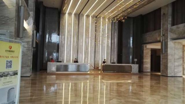 石材掛件產生的污染怎么處理?要做石材翻新嗎? 石材掛件產生的污染怎么處理?要做石材翻新嗎?